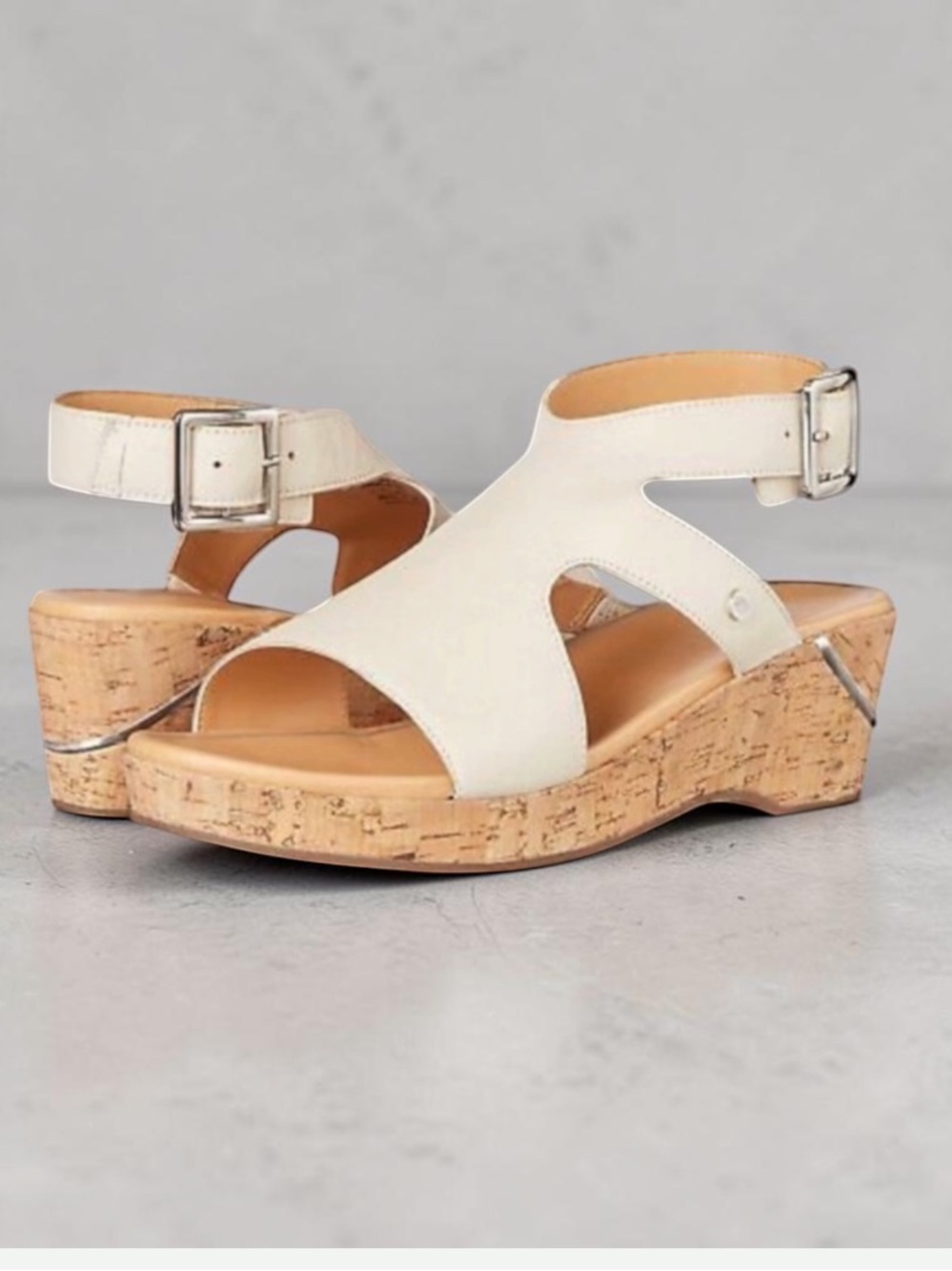 NEW HUSH PUPPIES Maya Ankle Strap Sandals Size 6.5